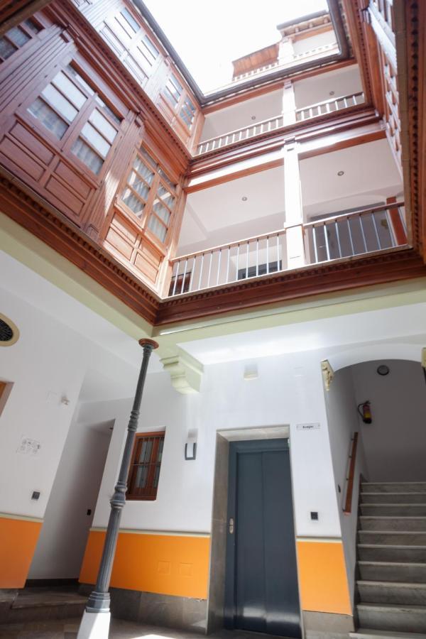 Sea & Wave Carreteria Apartment Málaga Exteriör bild